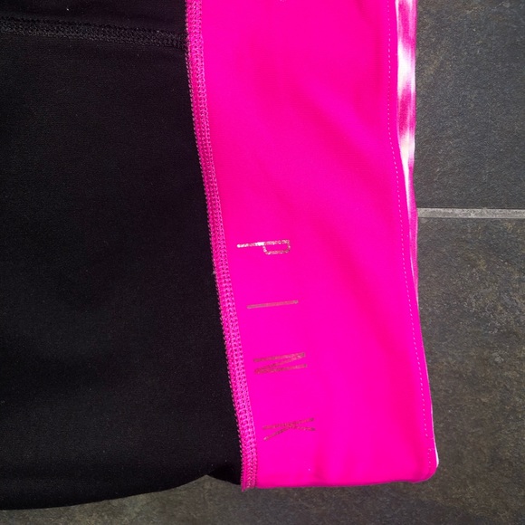 PINK reversible leggings - Picture 5 of 6